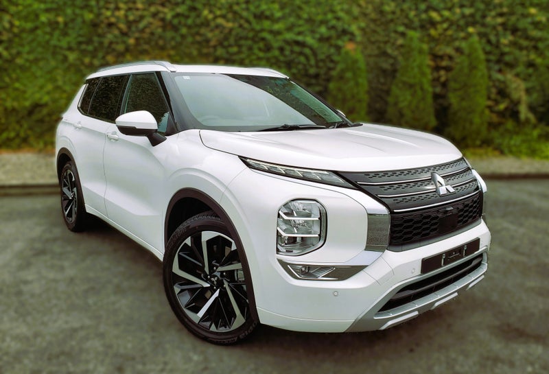 2025 Mitsubishi Outlander VRX 2wd