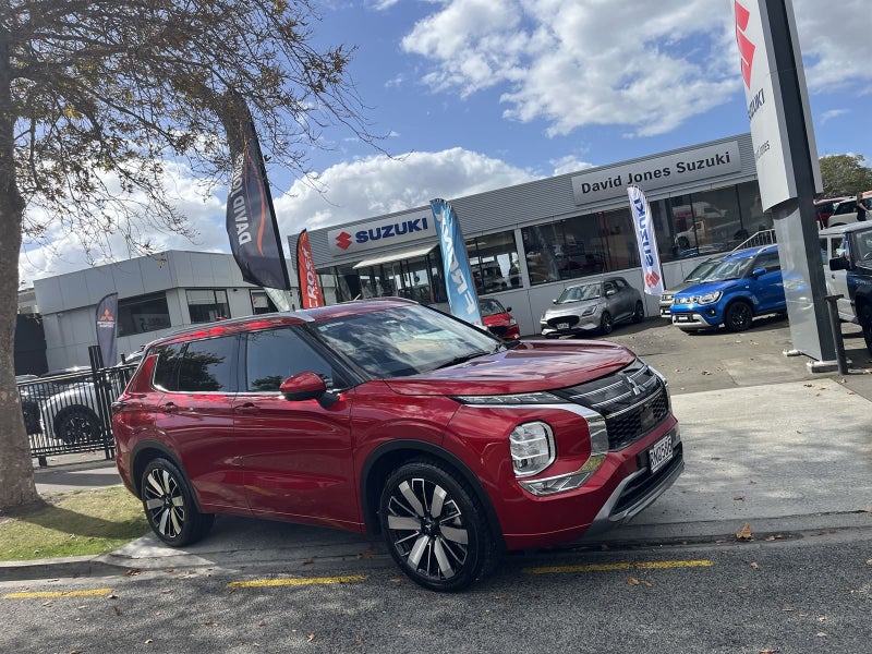2025 Mitsubishi Outlander VRX 2wd