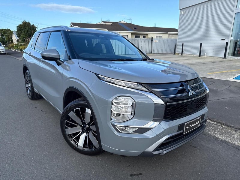 2025 Mitsubishi Outlander VRX