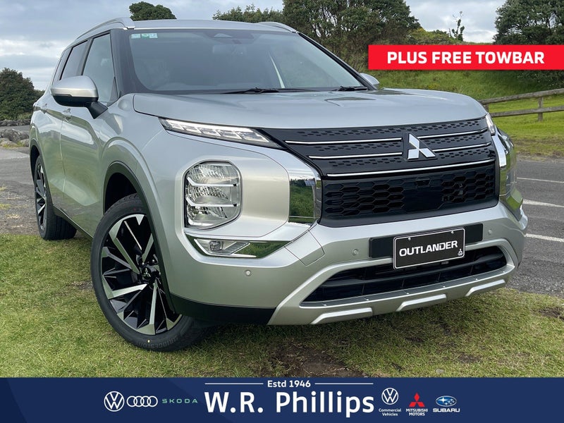 2025 Mitsubishi Outlander XLS 2WD