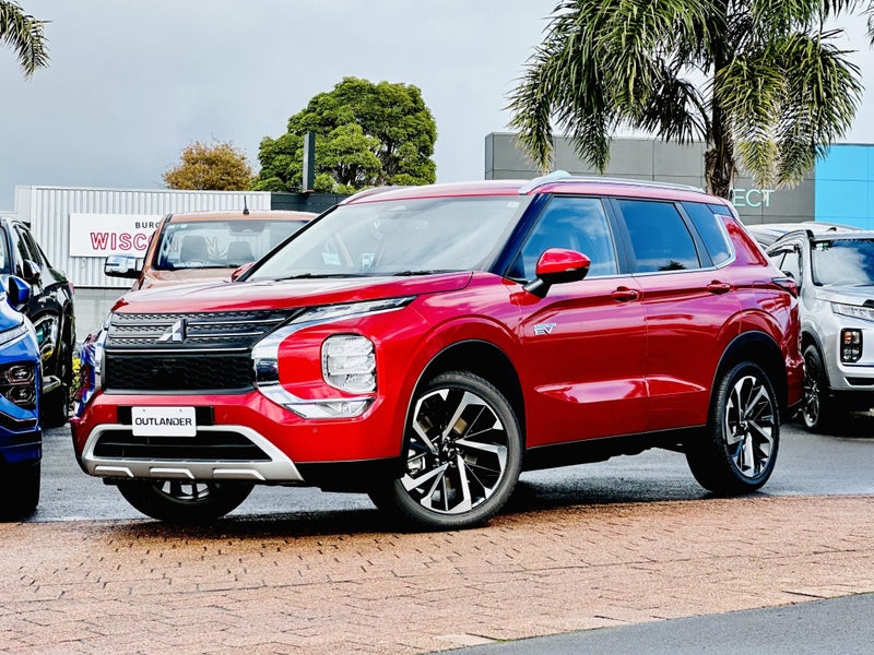 2025 Mitsubishi Outlander XLS PHEV 2.4L 4wd 7str
