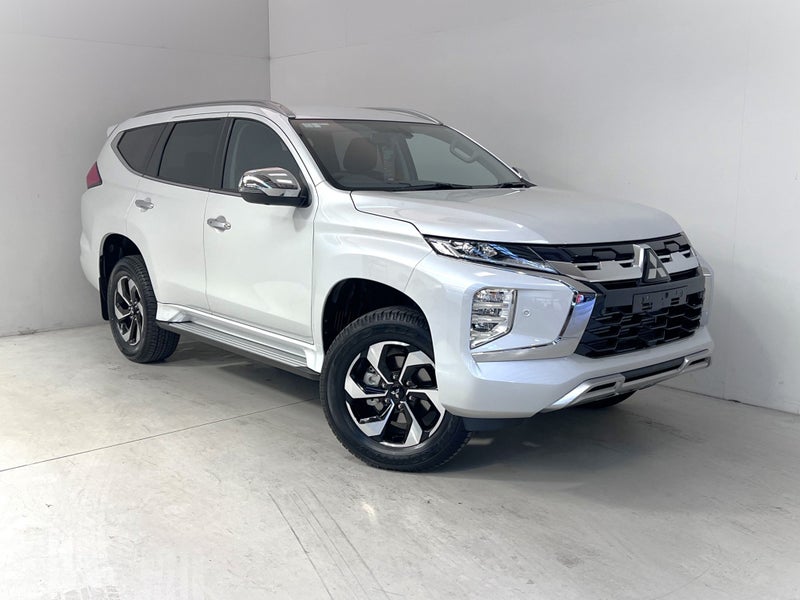 2025 Mitsubishi Pajero Sport VRX 2.4 T/D / 4WD...