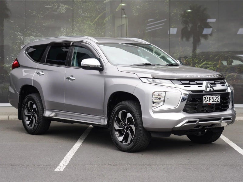 2025 Mitsubishi Pajero Sport VRX 2.4D 4x4 8-sp...