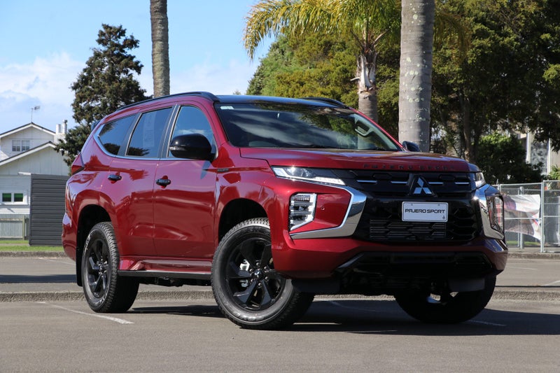 2025 Mitsubishi Pajero Sport VRX Black Edition...