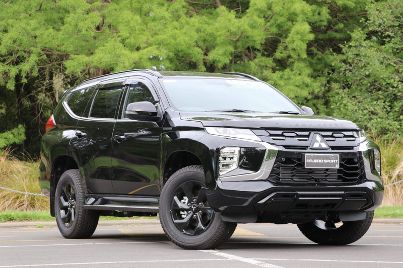 2025 Mitsubishi Pajero Sport VRX Black Edition 4WD