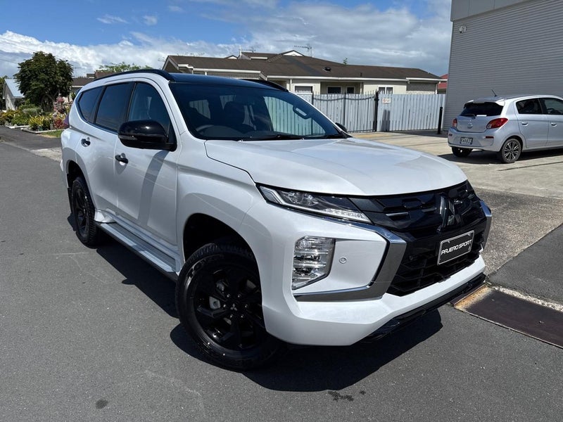 2025 Mitsubishi Pajero Sport VRXB Black Edition