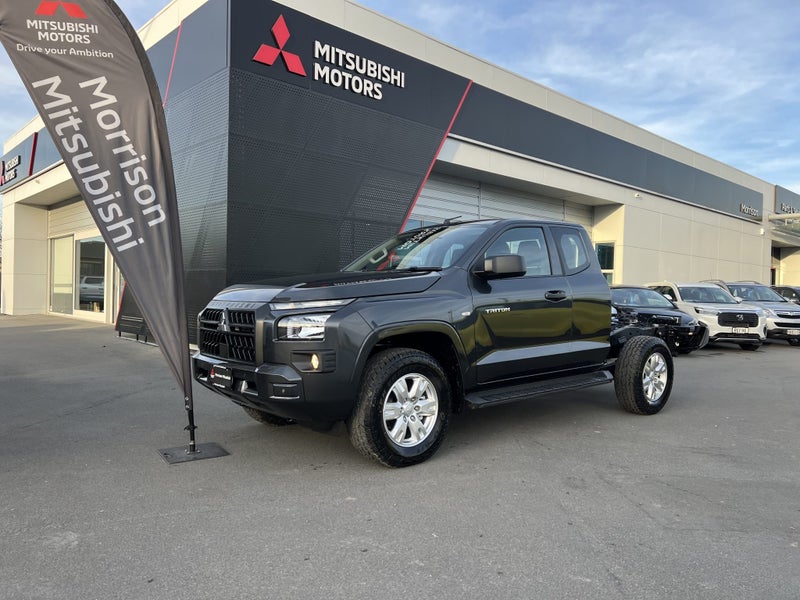 2025 Mitsubishi Triton CC CH 2.4D GLX 4WD 6AT