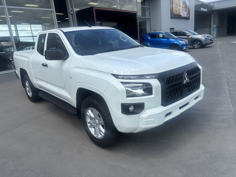 2025 Mitsubishi Triton CC GLX 4WD