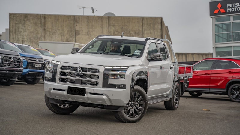 2025 Mitsubishi Triton Dc C Vrx 4Wd 6At 2.4