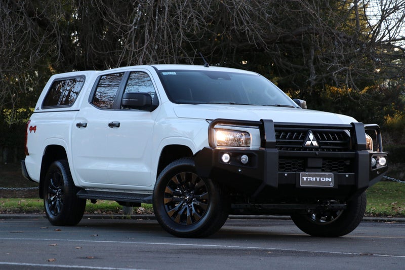 2025 Mitsubishi Triton Dc GLX Sport 4WD 6At