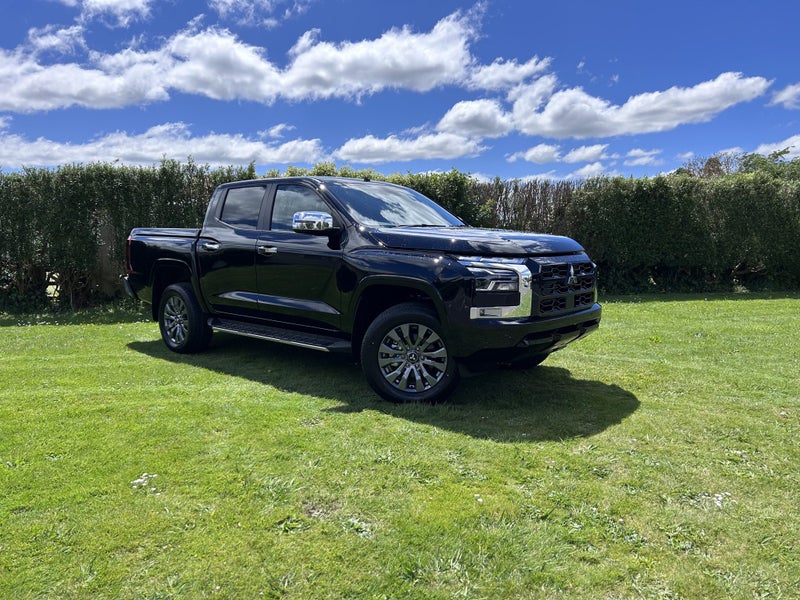 2025 Mitsubishi Triton DC GLXR 4WD 6AT 2.4D - N...