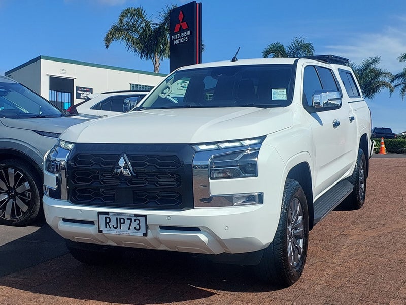 2025 Mitsubishi Triton DC GLXR AUTO 2.4D 2WD