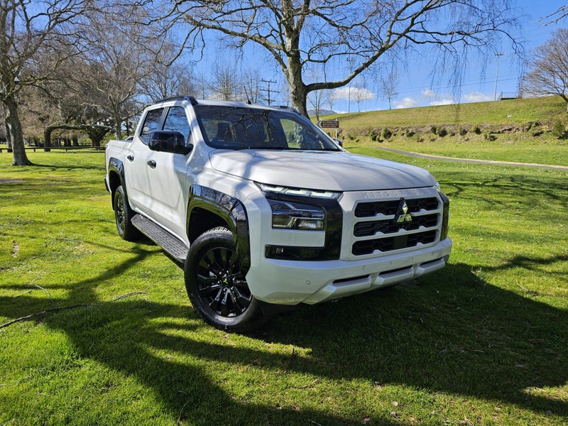 2025 Mitsubishi Triton DC VRX 4WD 6AT 2.4DT