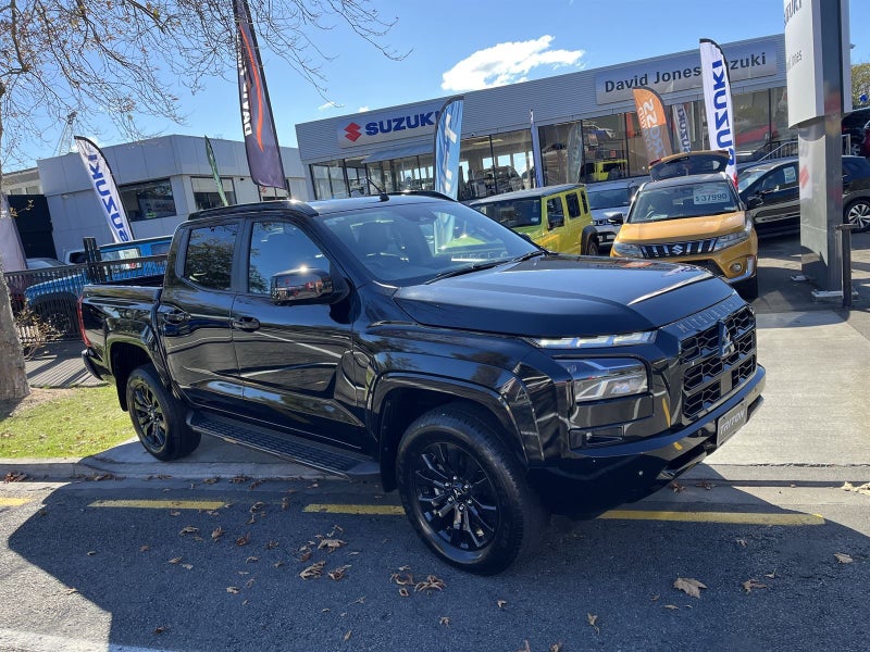 2025 Mitsubishi Triton DC VRX 4WD 6AT