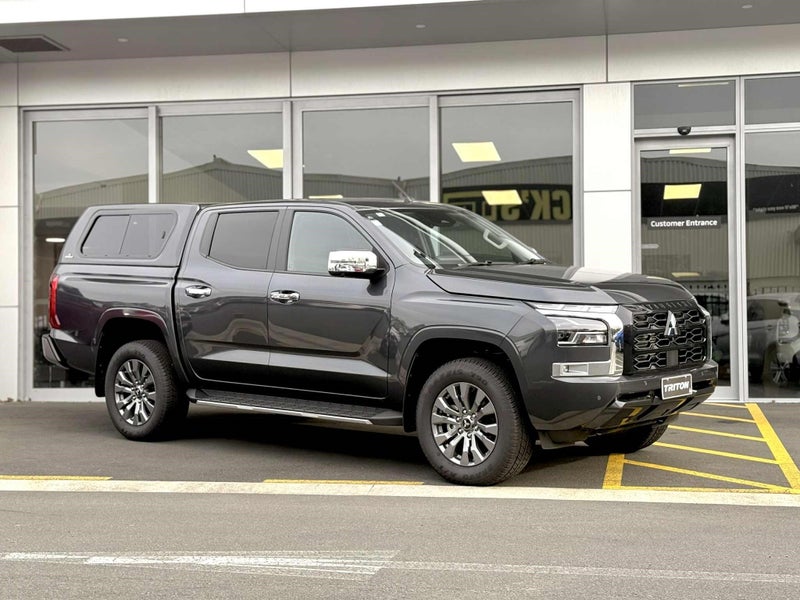 2025 Mitsubishi Triton DC WS 2.4D GLXR 2WD 6AT...