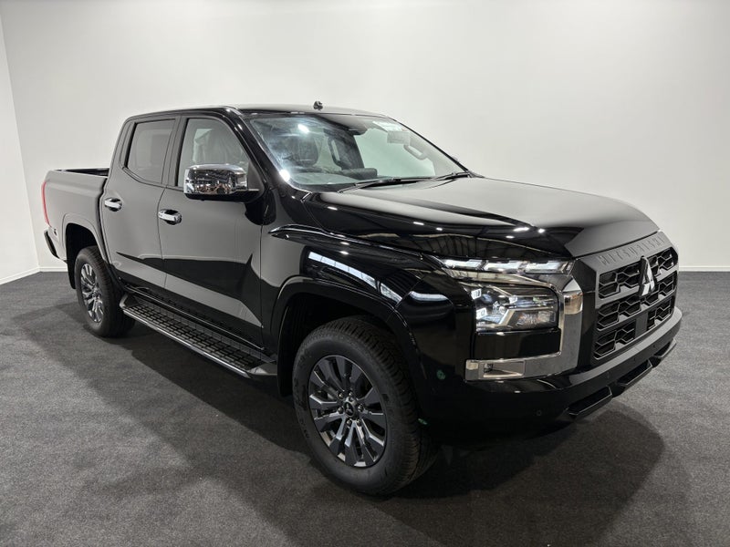 2025 Mitsubishi Triton DC WS 2.4D GLXR 4WD 6AT
