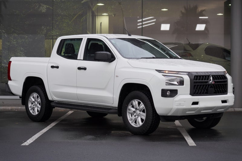 2025 Mitsubishi Triton GLX 2WD DIESEL BI-TURBO UTE