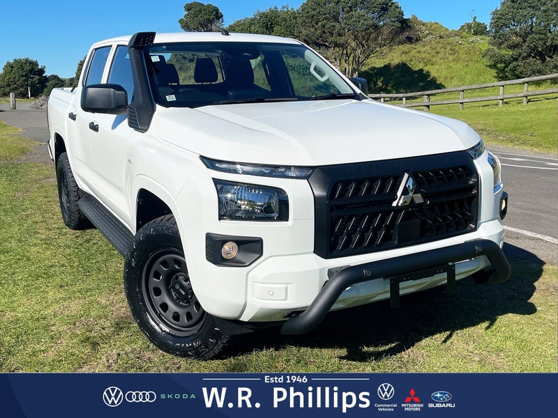 2025 Mitsubishi Triton GLX 4WD