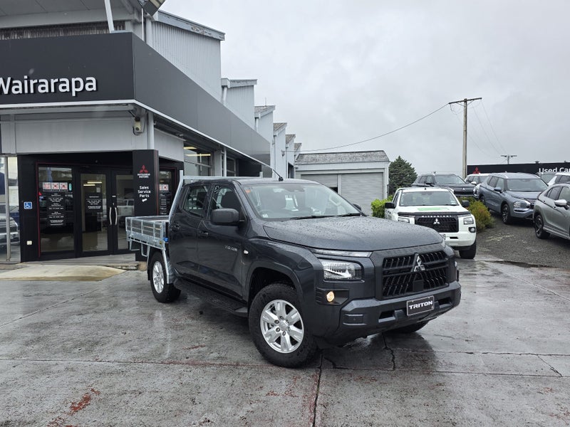 2025 Mitsubishi Triton GLX D/Cab Flat Deck 4x4