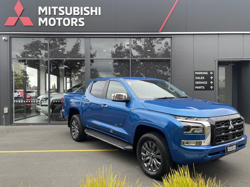 2025 Mitsubishi Triton GLX-R 4WD -