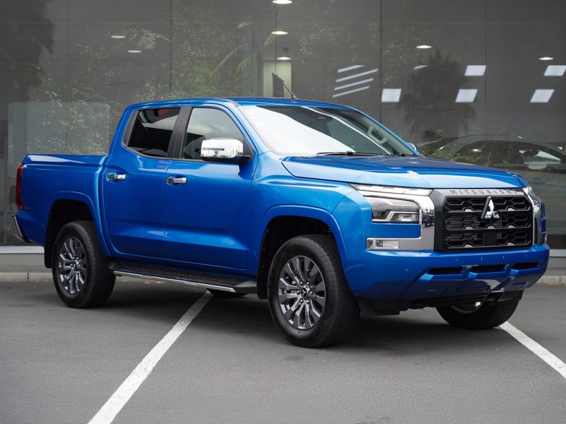 2025 Mitsubishi Triton GLX-R 4WD DIESEL BI-TURB...