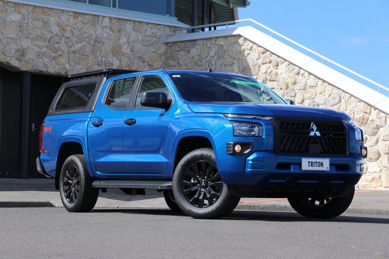 2025 Mitsubishi Triton GLX SPORT 4WD AUTO