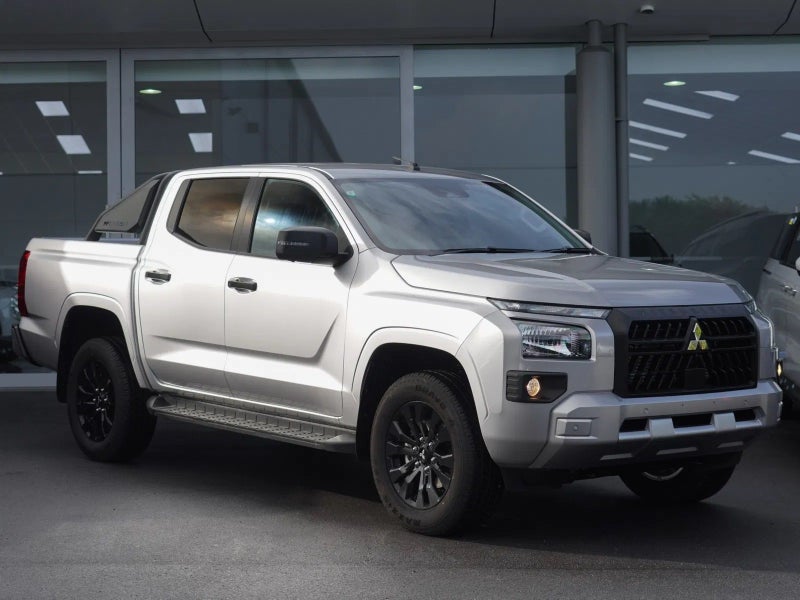 2025 Mitsubishi Triton GLX Sport 4x4 auto