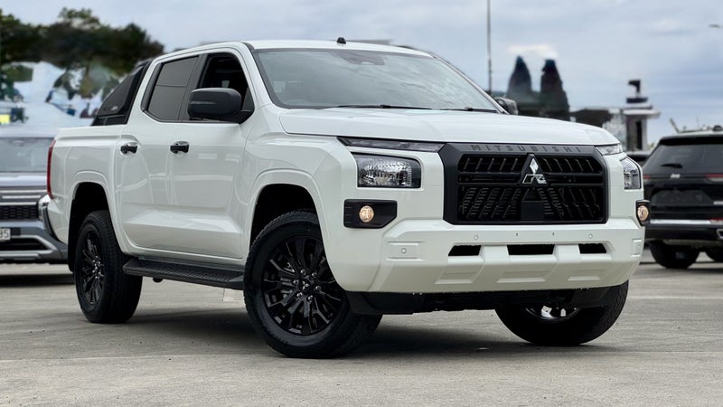 2025 Mitsubishi Triton GLX Sport 4x4 - LAST SHI...