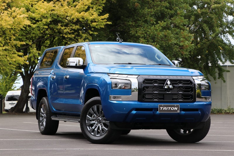 2025 Mitsubishi Triton GLXR 4WD AUTO
