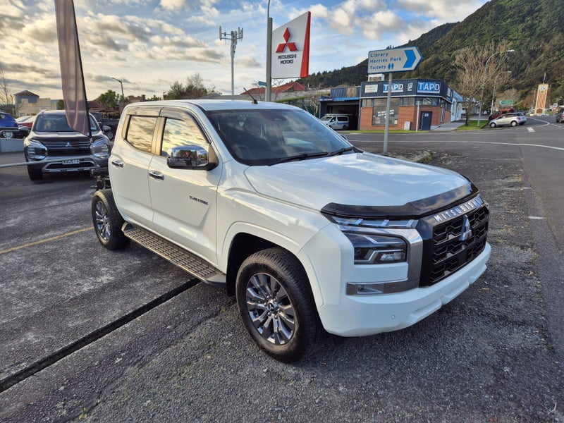 2025 Mitsubishi Triton GLXR 4WD F/D