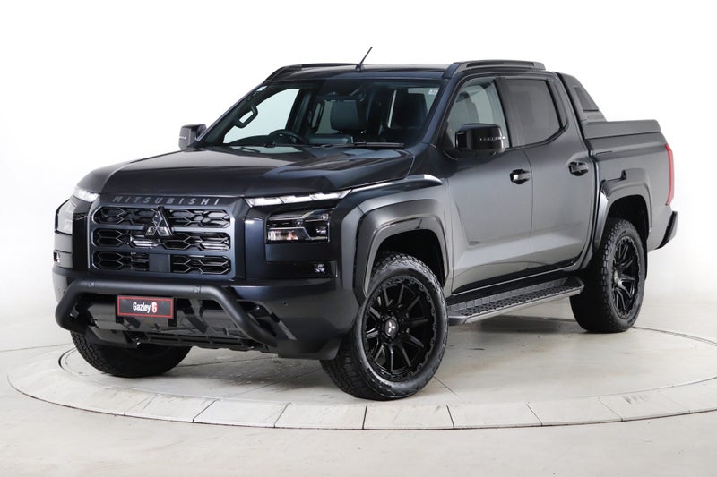 2025 Mitsubishi Triton GSR 4WD