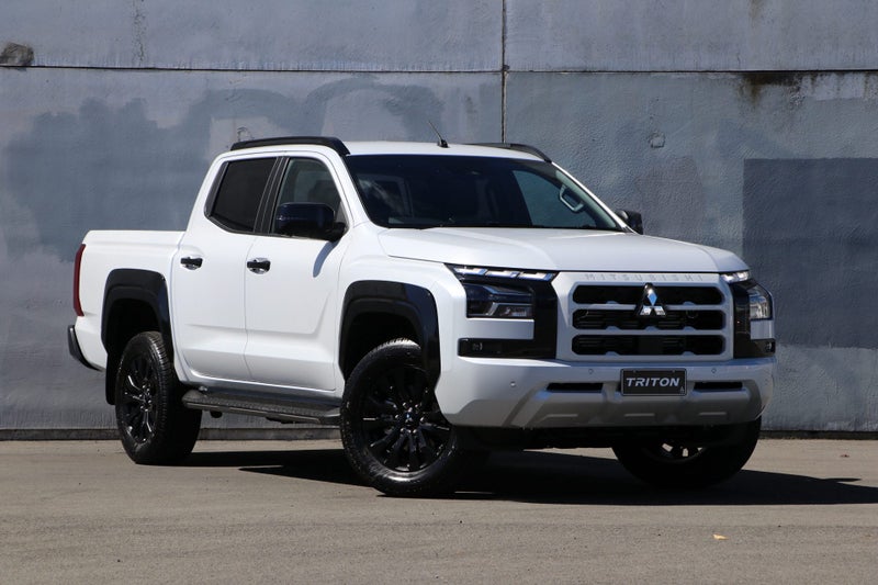 2025 Mitsubishi Triton VRX 2WD Auto