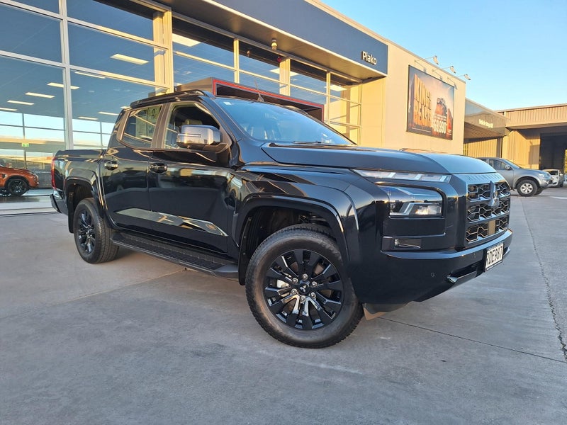 2025 Mitsubishi Triton VRX 4WD