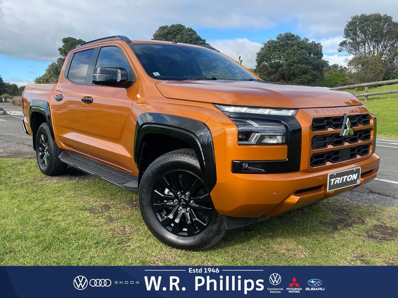 2025 Mitsubishi Triton VRX 4WD