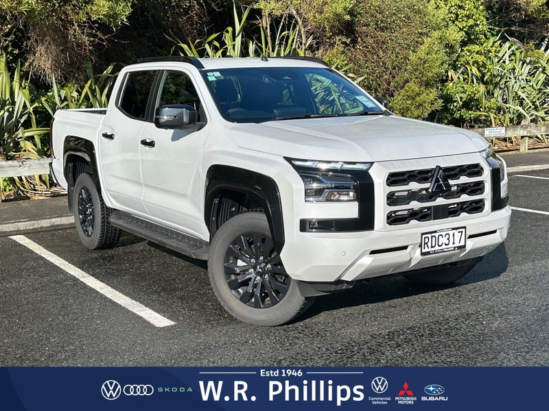 2025 Mitsubishi Triton VRX 4WD