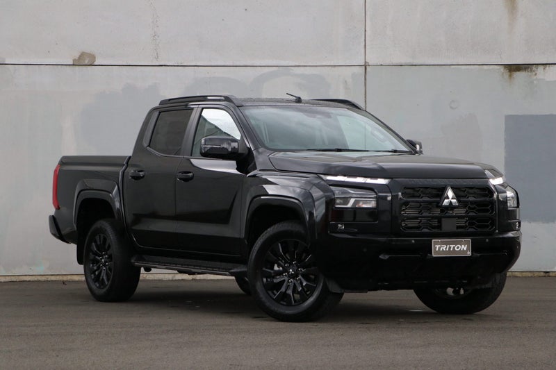 2025 Mitsubishi Triton VRX 4WD Auto