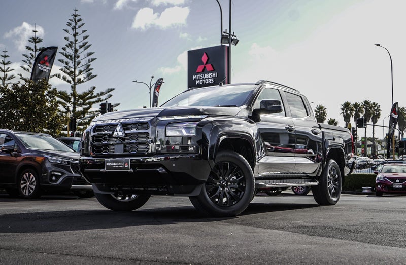 2025 Mitsubishi Triton VRX 4WD DC WS