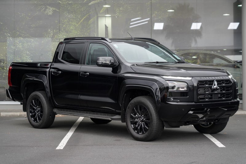2025 Mitsubishi Triton VRX 4WD DIESEL BI-TURBO UTE