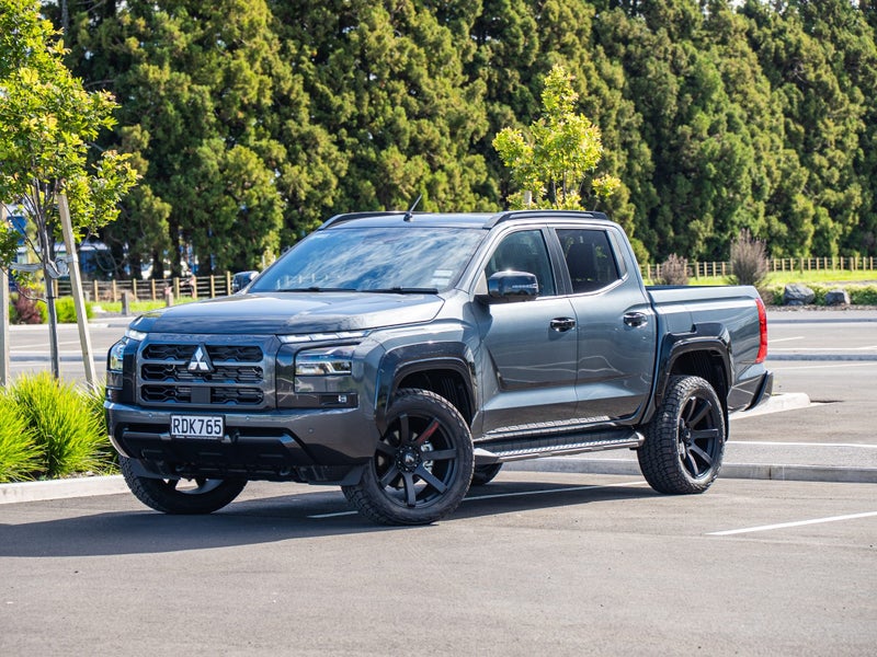 2025 Mitsubishi Triton VRX DC WS 2.4D 4WD Bi-Tu...