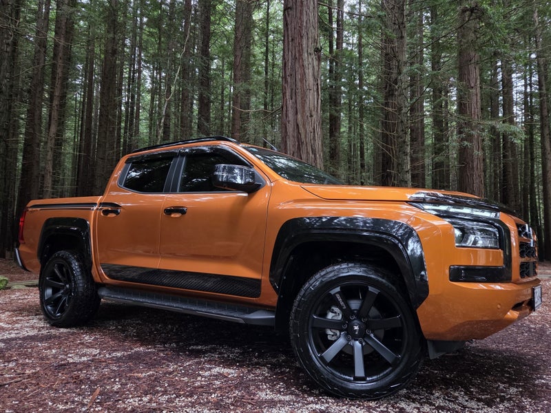 2025 Mitsubishi Triton VRX Signature Series 4WD