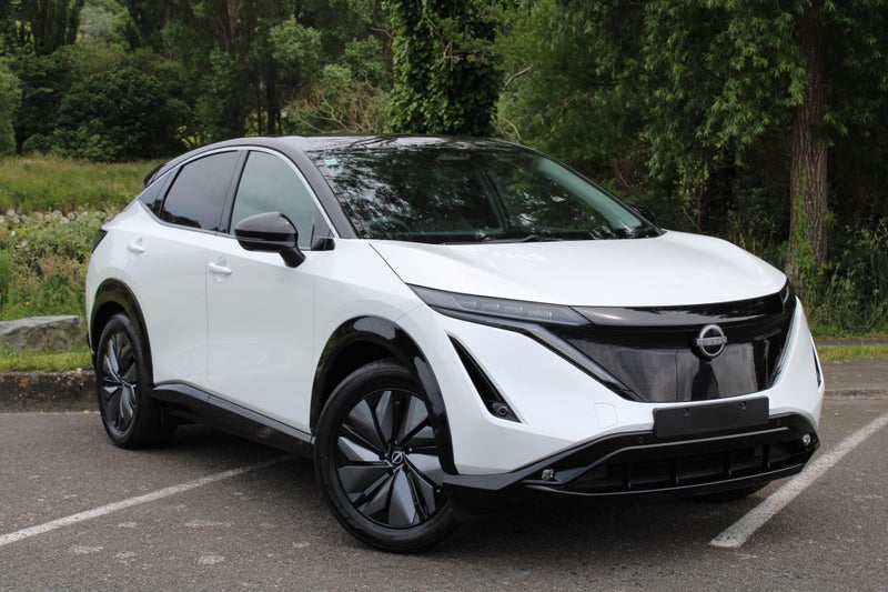 2025 Nissan Ariya Advance 63Kwh/Ev