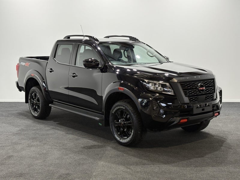 2025 Nissan Navara Pro 4 X 4WD D/C A