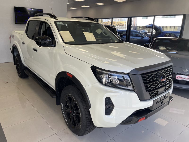 2025 Nissan Navara PRO-4X