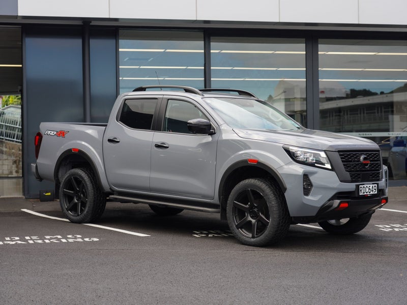 2025 Nissan Navara Pro-4X 2.3D 4WD 7A Utility