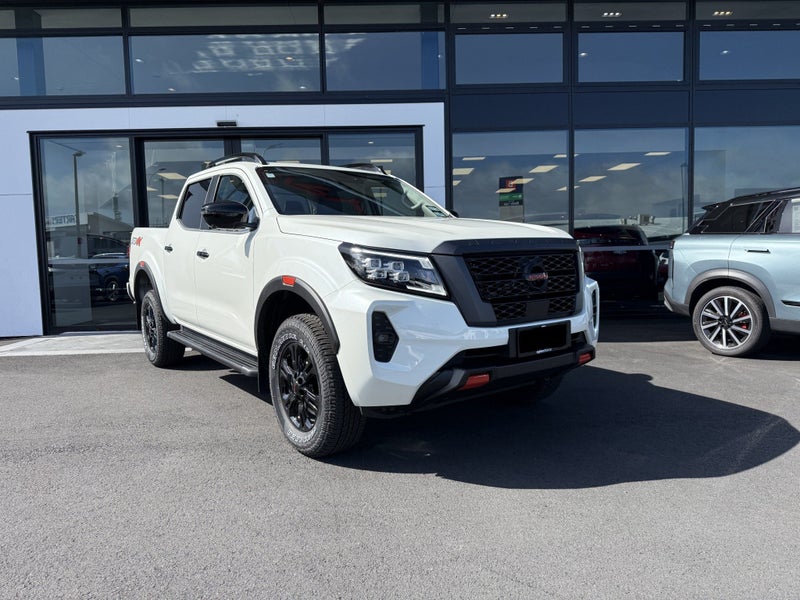 2025 Nissan Navara PRO-4X 2.3D/4WD/7AT