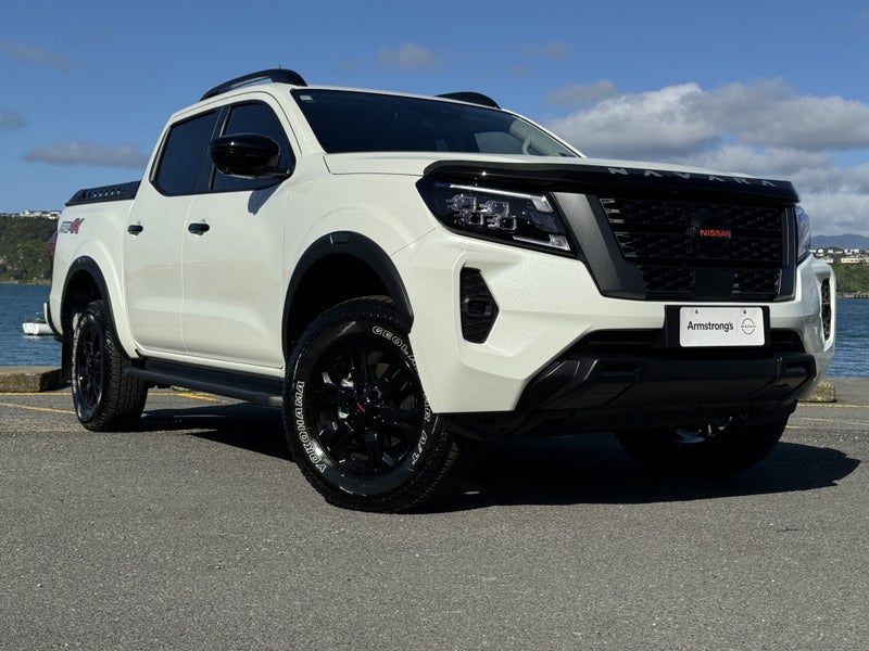 2025 Nissan Navara PRO-4X 2.3L Diesel 4WD Black...