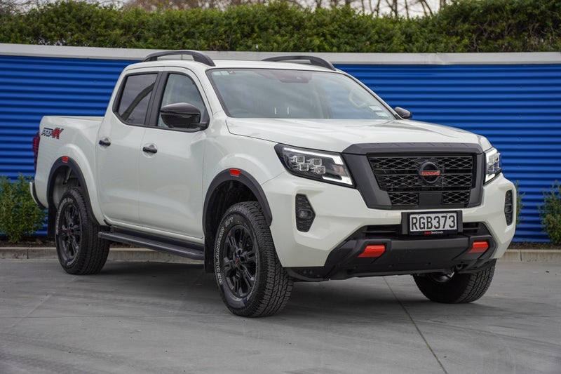 2025 Nissan Navara Pro-4X 4x4 auto