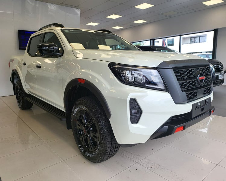 2025 Nissan Navara PRO-4X