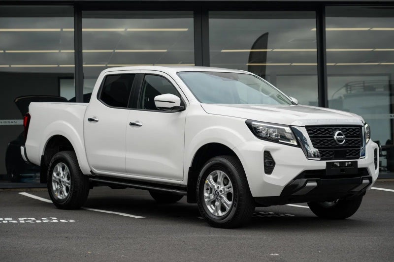 2025 Nissan Navara ST 4x4 auto