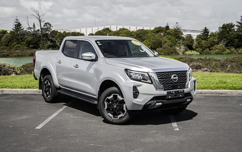 2025 Nissan Navara ST-X 2.3D/4Wd/7At